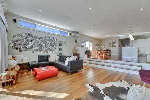 Art House on Anson - Artistic Haven, Spa, Pets