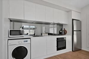 The Elm Apartments - The Blue Room