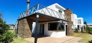 GreyStone - Manantiales