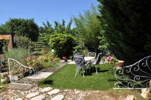 B&B / Chambres d'hotes Les Pigeonnes : photos des chambres