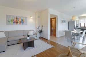 Apartment Enrico - Two Bedroom Apartment with Jacuzzi