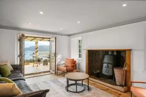 Secluded Cottage w Expansive Sea Views & Garden - Culbone