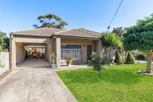 Peaceful Family Home by St Leonards Beach - St Leonards