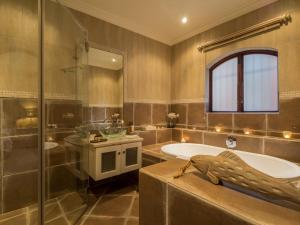 Villa Paradisa Guest House