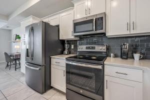 Superb Spacious Condo Prime Resort