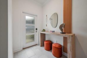 Ultimate Luxury Home-Private Pool Themed Bedroom