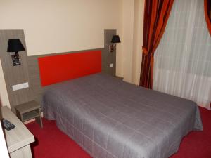 Hotels Hotel Saint-Hubert : photos des chambres