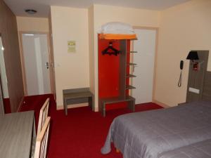 Hotels Logis Hotel Saint-Hubert : photos des chambres