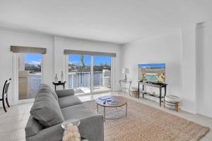 Fort Lauderdale Yacht & Beach Club 412