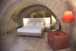 Suite - Cave