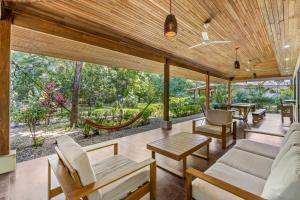3-BD Beauty 1 Block from Beach