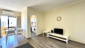 Praia da Rocha, 5-F, Charming Apartment with Air Conditioning - Pátio da Rocha By IG