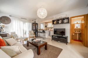 Stunning 2 bedroom townhouse - CE33LT