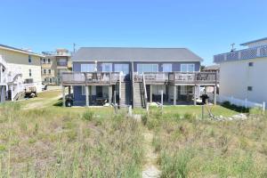 Hazels Child Oceanfront Large Beach House