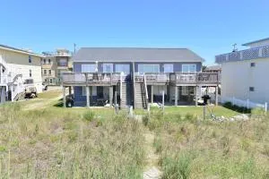 HAZELS CHILD II Beach House DIRECT OCEANFRONT Ocean and Pier Views - ميرتل بيتش
