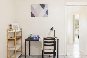 Spacious 3-BR Haven Prime Location Shopping Centre