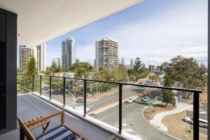 New 2BR Apt Prime Loc Stones Throw from Train Stn