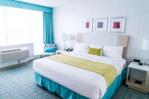 Coast Hotel & Convention Centre