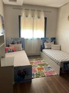 Confortable Appartement deux chambres résidence privée avec Piscine