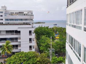 apartamento 3 habitaciones vista al mar san Andrés islas