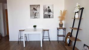 Appartements La Chatillonnaise Balcon et Parking, Contrat Mobilite : photos des chambres