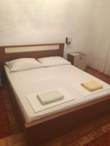 Double Room with Balcony and Sea View room in Apartments and rooms with parking space Hvar - 15706