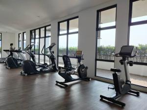 Landmark2 Spacious Studio w Wi-Fi Netflix