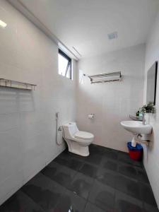 Landmark2 Spacious Studio w Wi-Fi Netflix