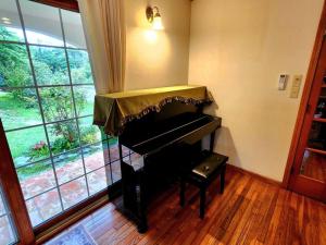 アリエッタ今帰仁 ピアノのある南国風別荘