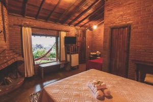 Pousada Alto dos Manacás Chalés e Restaurante - A 500mts da portaria do parque e 2,5km da Vila