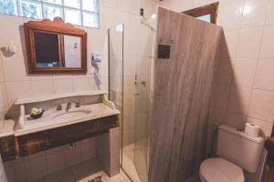 Pousada Alto dos Manacás Chalés e Restaurante - A 500mts da portaria do parque e 2,5km da Vila