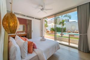 Vida & Vola : Majestic Coastal Retreat 40 Guests incl in Price
