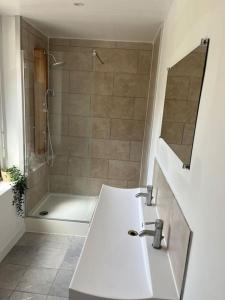 Appartements Charmant T3. Spacieux et cosy : photos des chambres
