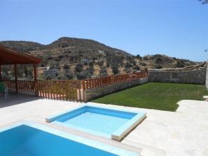 Leonidas Comfortable holiday residence