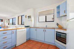 Jade Waters U4 5 Latona Ave