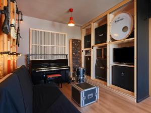 Acropolis Music Studio Loft