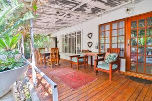 Snooze-A-Lot Guesthouse