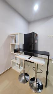AY Homestay Midtown Falim