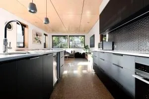 Balfour Cottage WiFi & Parking - Launceston