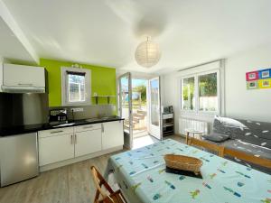 Maisons de vacances Maison Bretignolles-sur-Mer, 6 pieces, 9 personnes - FR-1-231-203 : photos des chambres