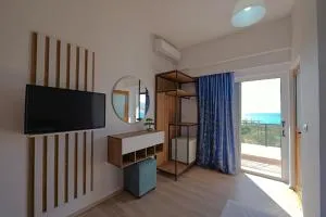 Hotel Holiday - Çukë