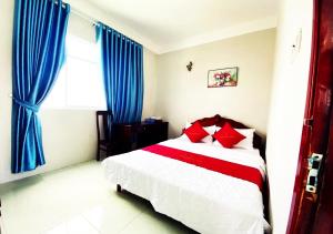 Phòng Deluxe hướng biển giường đôi (Deluxe Double Room with Sea View)