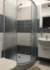 Super Central Chic Studio-free coffee, self check in & check out