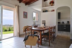 Domaine Punta della Guardia villa panorama maquis et mer, plage à 1,5 Km