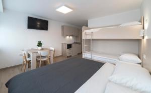 Apartments Pamer, 4th floor, no elevator