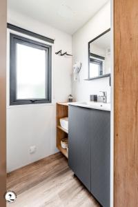 Campings Camping Les Violettes : photos des chambres