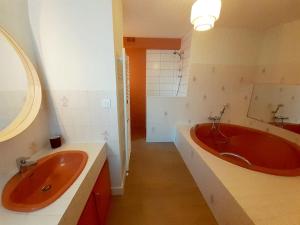 Maisons de vacances Le cottage, 2 a 8 personnes, 14kms de Blois : photos des chambres