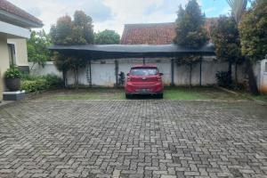 Capital O 93872 Natura Guest House Syariah Near alun alun kota purwokerto