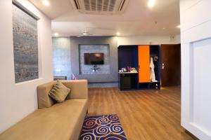 Regenta Inn Vadodara, 500m from Railway Station