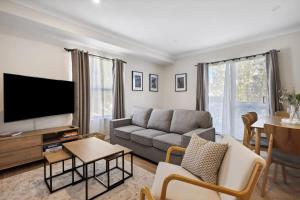 Jolly on James- 2BDR